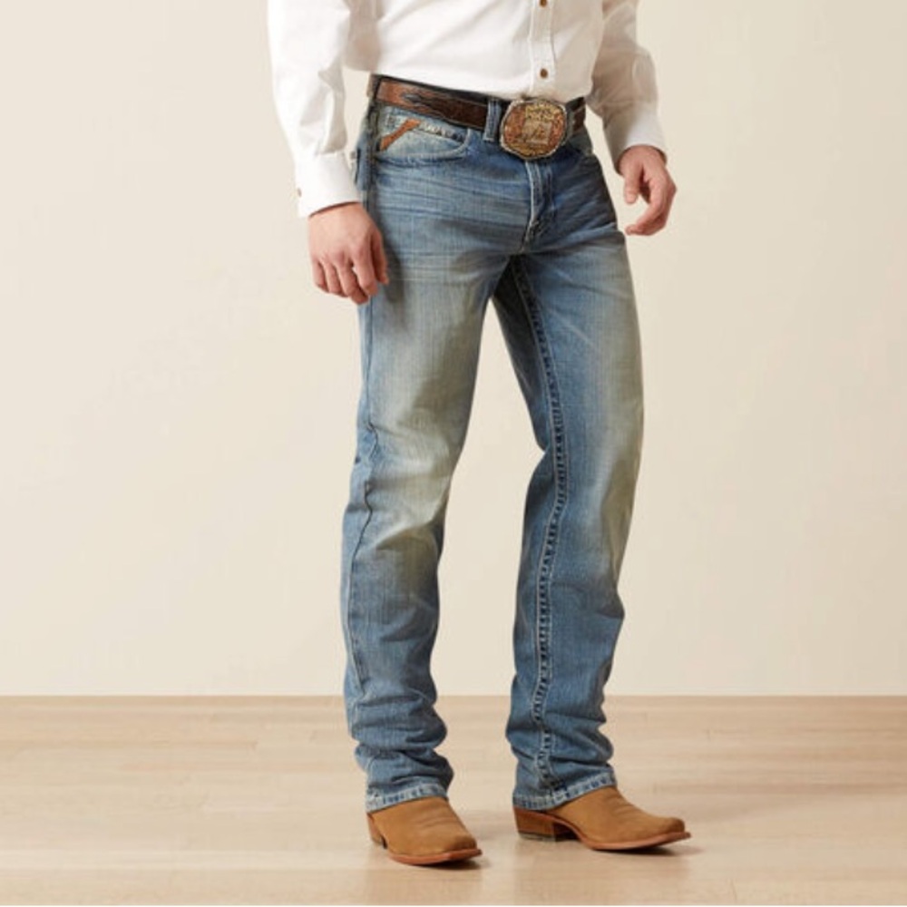 Ariat •34/32• M2 Relaxed Stirling Stretch Boot Cut Jean Shasta - Picture 3 of 12
